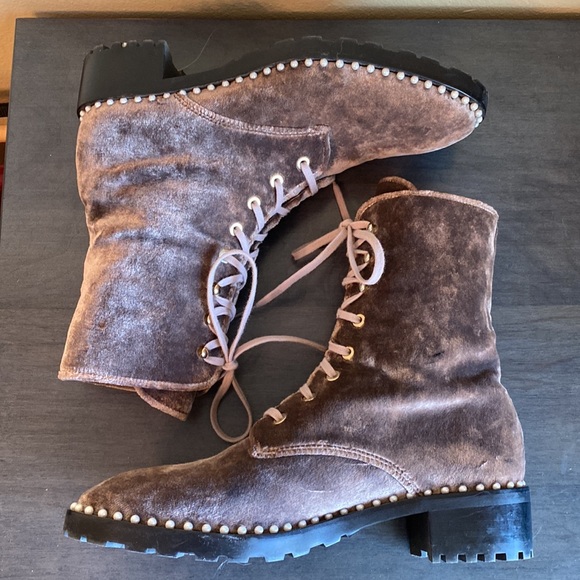 Stuart Weitzman Allie boot in Desert Rose - Picture 6 of 8